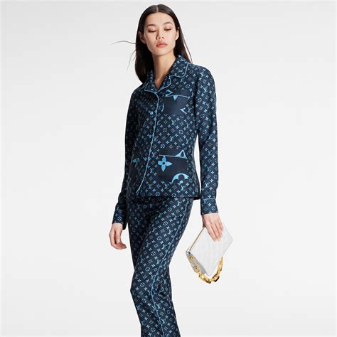 pyjama louis vuitton bleu|louis vuitton pajamas women.